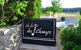 Chambre D'Hotes A La Cle Des Champs Varen
